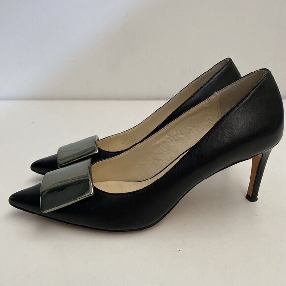 Bettye Muller Pump Black Leather Point Toe Slim 2.5" Heel Green Plate 6.5 - Picture 6 of 11